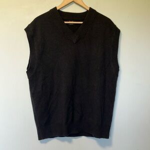 Massimo Dutti Charcoal 100% cashmere Men's Sweater Vest